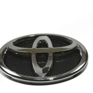 TOYOTA Yaris Chromowany emblemat logo przod 75311-0D030 OE Ostatnia szansa