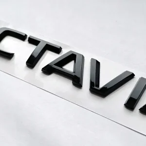 EMBLEMAT Z SZABLONEM DO NAKLEJANIA LOGO NAPIS OCTAVIA SKODA CZARNY POŁYSK Najlepsza cena