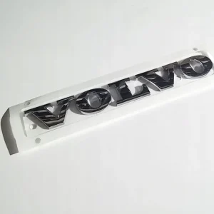 Oryginalny VOLVO XC90 emblemat na tylna klape oryginal OE 9483932