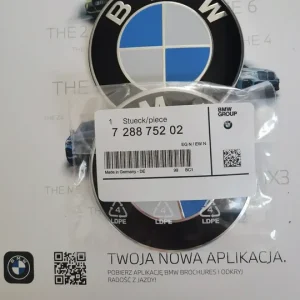 Znaczek EMBLEMAT BMW F80 F80 LCI MASKA 3 PIN 728875202 51147288752 Wyprzedaż