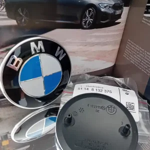 Tylko dziś EMBLEMAT ZNACZEK BMW 51148132375 ŚREDNICA 82MM KLAPA MASKA