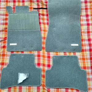 Oryginalne dywaniki rypsowe Mercedes-Benz CLK W208 C208 Wysoka jakość