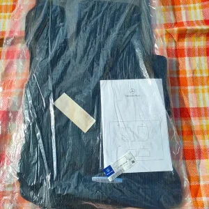 Promocja Oryginalne dywaniki rypsowe Mercedes-Benz W204 S204