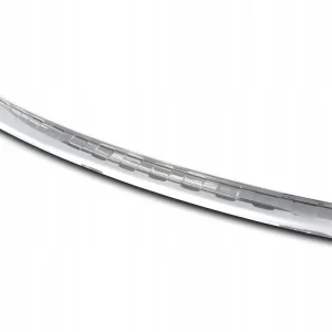 Autentyczny Listwa bagażnika na zderzak Nissan Juke 2010-2014