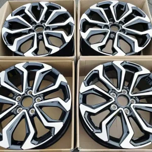 4x FELGI ALU OE Toyota Yaris Cross Auris Corolla 7x17 5x114,3 ET50 Ostatnia szansa