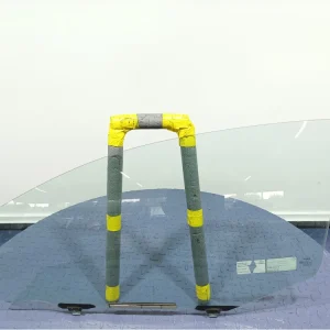 Bezpieczna płatność TOYOTA YARIS II LIFT 3D SZYBA DRZWI PRZÓD PRZEDNIA LEWA