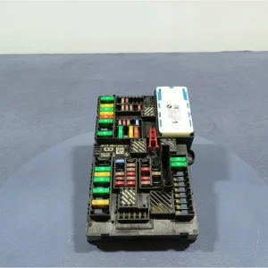 BMW 5 G30 G31 SKRZYNKA BEZPIECZNIKÓW MODUŁ LIN 6837092 Darmowa dostawa