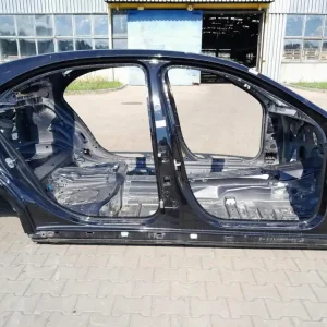 Zwrot pieniędzy MERCEDES S W222 LONG PRÓG SŁUPEK PRAWY 197