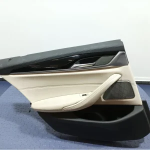 BMW 5 G30 SEDAN TAPICERKA BOCZEK DRZWI TYŁ TYLNY LEWY SKÓRA LCFI Promocja