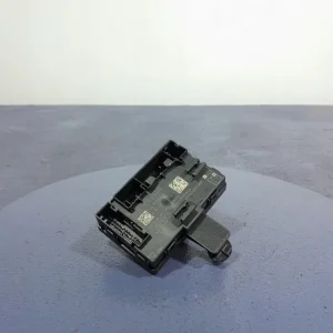 Autentyczny SKODA OCTAVIA IV MODUŁ STEROWNIK DRZWI LEWY PRZÓD 5Q959593H