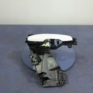 VOLVO XC60 II KLAMKA PRZÓD PRAWA PRZEDNIA 31440009 19-614 Rabat