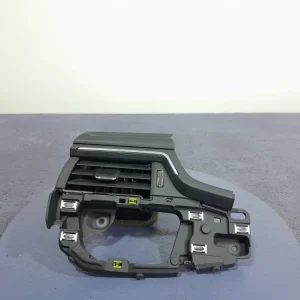 AUDI A5 F5 8W KRATKI NAWIEWU PRAWA 8W1820901B Niska cena