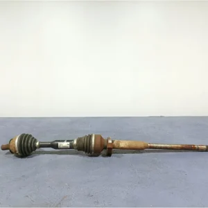 Autentyczny VOLVO XC60 I LIFT 2.4 D4 PÓŁOŚ PRZÓD PRZEDNIA PRAWA MANUAL AWD 31367556