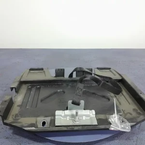 Autentyczny MERCEDES S W222 LIFT PODSTAWA AKUMULATORA A2226901104