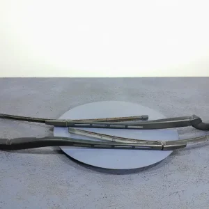 Wyprzedaż AUDI A4 B8 RAMIONA WYCIERACZEK PRZÓD EU 2 SZT 8E1955408C