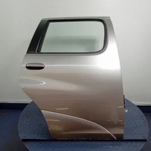 Zwrot pieniędzy TOYOTA YARIS VERSO 03- DRZWI TYŁ PRAWE TYLNE 1D2