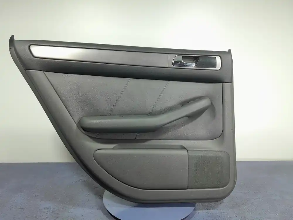 AUDI A6 C5 SEDAN TAPICERKA BOCZEK DRZWI TYŁ TYLNY LEWY SKÓRA Bezpieczna płatność