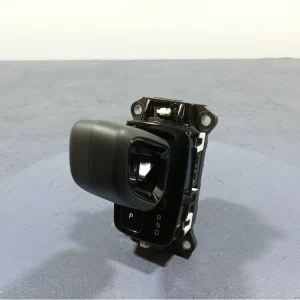 Wysoka jakość VOLVO XC40 I LIFT DŹWIGNIA WYBIERAK ZMIANY BIEGÓW AUTOMAT 32324877