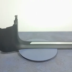 AUDI A8 D5 OSŁONA NAKŁADKA PROGOWA PRZEDNIA PRAWA PODŚWIETLANA 4N1867272 Niska cena