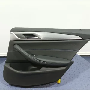 Darmowa dostawa BMW 5 G30 SEDAN TAPICERKA BOCZEK DRZWI TYŁ TYLNY PRAWY SKÓRA
