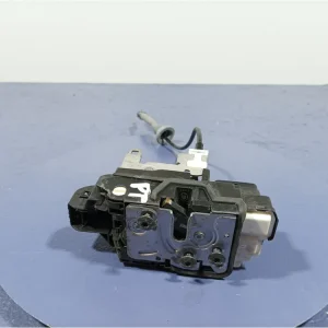 VOLVO V90 16- ZAMEK DRZWI TYŁ TYLNY PRAWY 6 PIN 31462447 Kup teraz