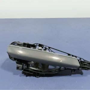 BMW 7 G11 G12 LCI KLAMKA DRZWI PRZÓD PRAWA 4 PIN LED 7377242 C3E Ekspresowa dostawa