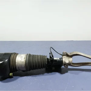 BMW 7 G11 G12 AMORTYZATOR PNEUMATYCZNY PRZÓD PRAWY AKTYWNY 13981113 7915946 Oferta limitowana