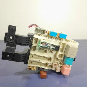 Wysoka jakość TOYOTA URBAN CRUISER SKRZYNKA PRZEKAŹNIKÓW MODUŁ BSI 82730-52F20