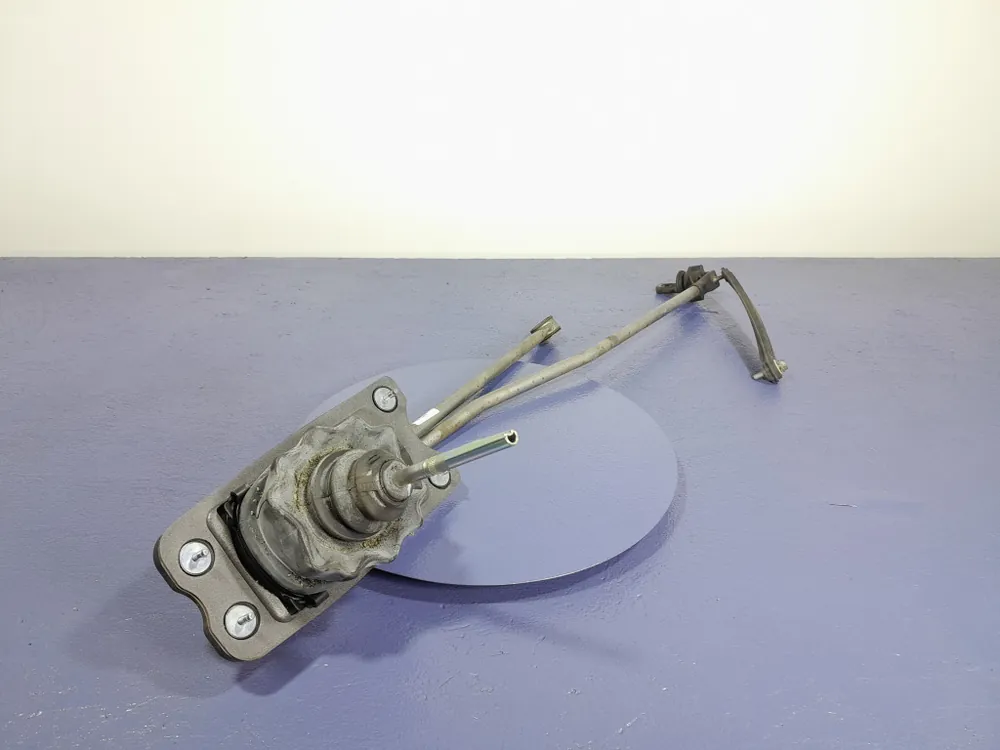 AUDI A4 B8 LEWAREK DŹWIGNIA WYBIERAK ZMIANY BIEGÓW MANUAL 8K0711271D Zwrot pieniędzy