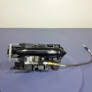 BMW 5 F10 F11 KLAMKA PRZÓD PRZEDNIA LEWA 668 Darmowa dostawa