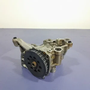 VW PASSAT B8 2.0 TDI 150 KM CRLB POMPA OLEJU 04L145208K Oryginalny