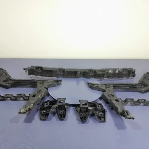 Wysoka jakość VW PASSAT B8 KOMBI KOMPLET ŚLIZGÓW ZDERZAKA TYŁ 3G9807863