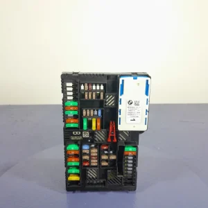 BMW 3 G20 G21 SKRZYNKA BEZPIECZNIKÓW 8734162 8795477 Najlepsza cena