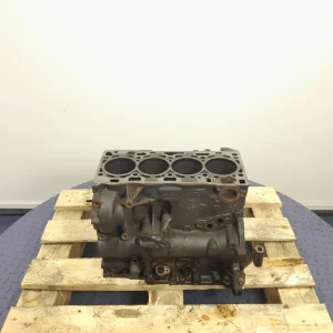 VW PASSAT B8 2.0 TDI 150 KM CRLB BLOK SILNIKA 03N023A 03N103011A Nowość