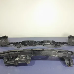 BMW 5 F10 F11 MOCOWANIE ŚLIZG ZDERZAKA TYŁ TYLNE 7904979 7207109 Zwrot pieniędzy