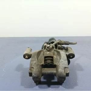 VW PASSAT B8 KOMBI 2.0 TDI ZACISK HAMULCOWY TYŁ LEWY ELEKTRYCZNY 3Q0615405M Rabat