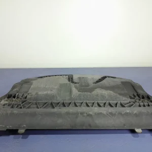 Zamów teraz SKODA FABIA II 5J LIFT 1.6 TDI OSŁONA PODWOZIA POD SILNIK 6R0825901A