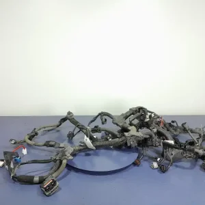 Autentyczny TOYOTA RAV4 V XA50 WIĄZKA INSTALACJA KOMORY SILNIKA 82121-42N20